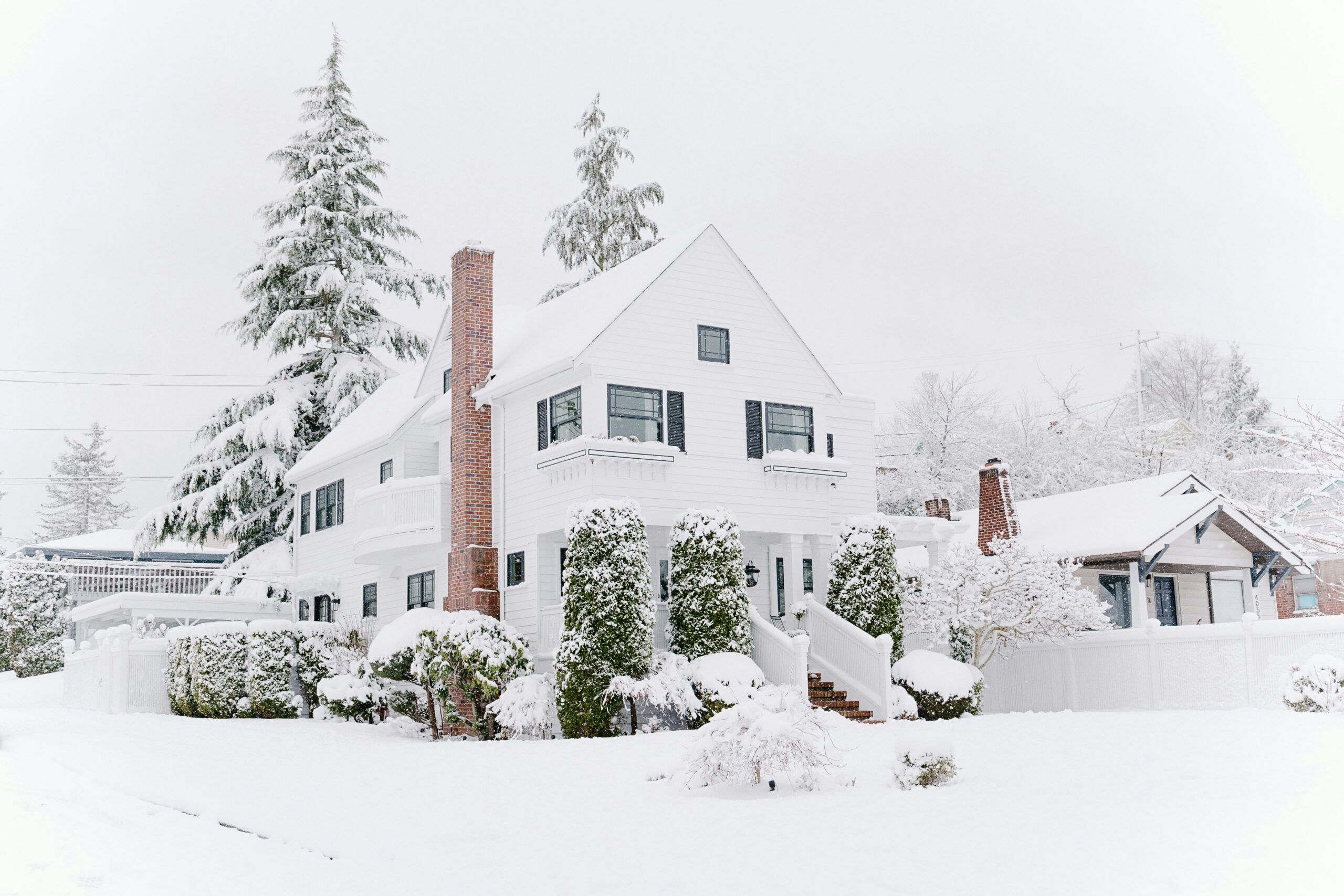 Planning a Flat Roof That Won’t Fail You Later